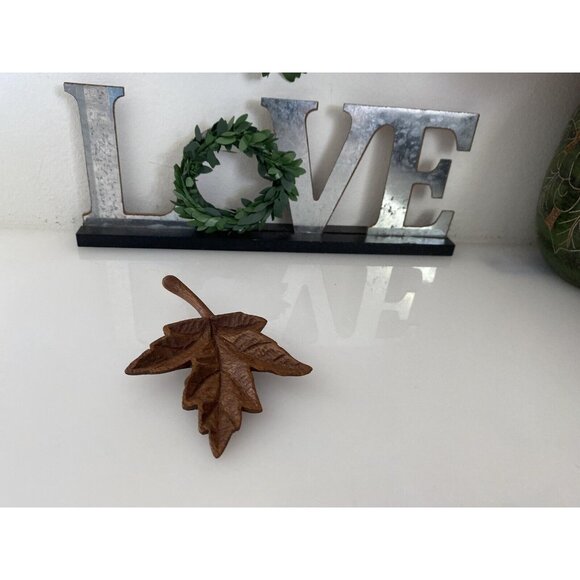 Vintage Handcrafted Wood Maple Leaf Brooch Brown Carved Pin 4" X 3.5" Exquisite - Picture 15 of 15